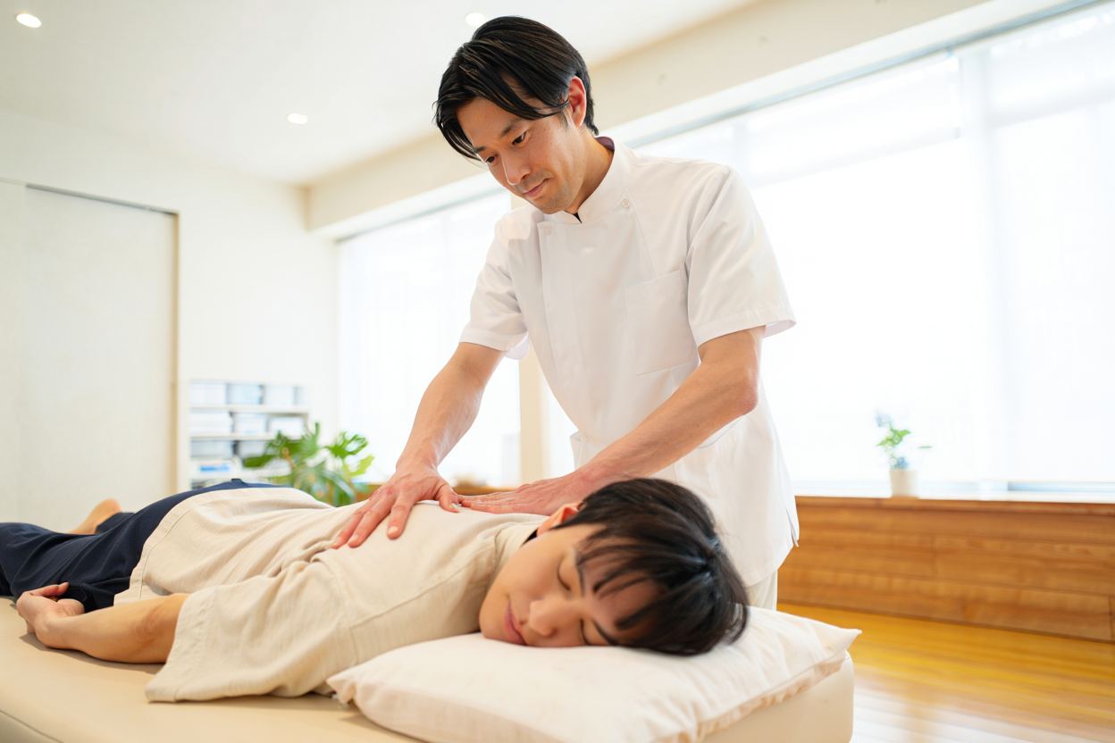 整骨院の施術風景